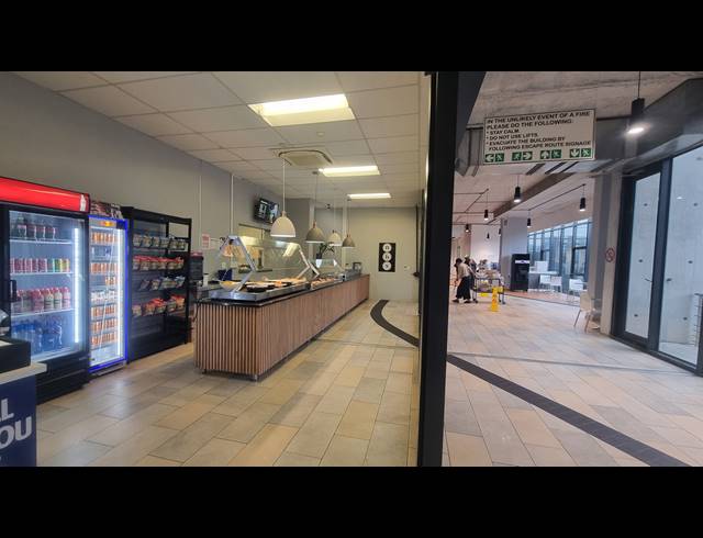 3,554M² OFFICE TO LET IN WOODSTOCK